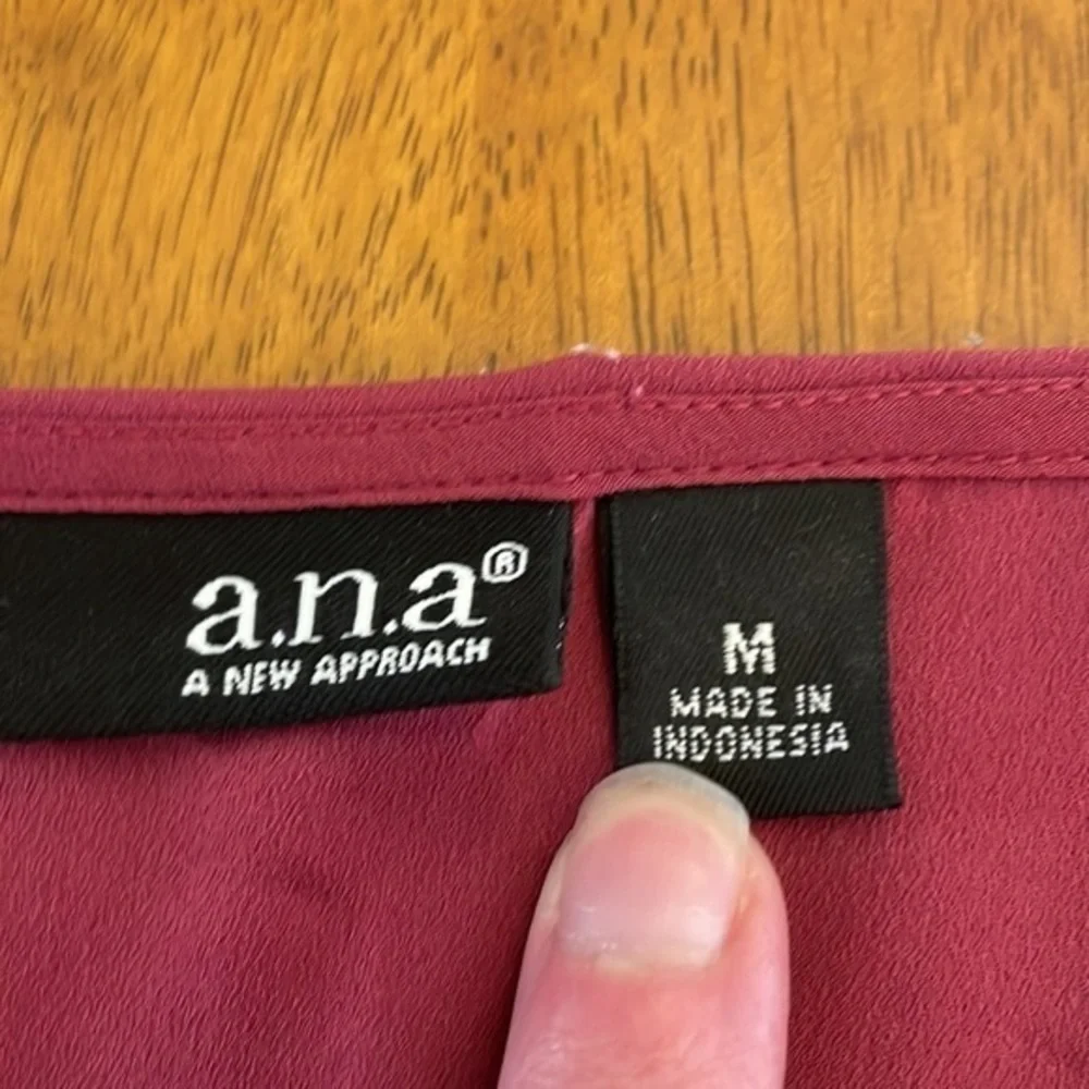 NWOT burgundy top 124 - Picture 4 of 4
